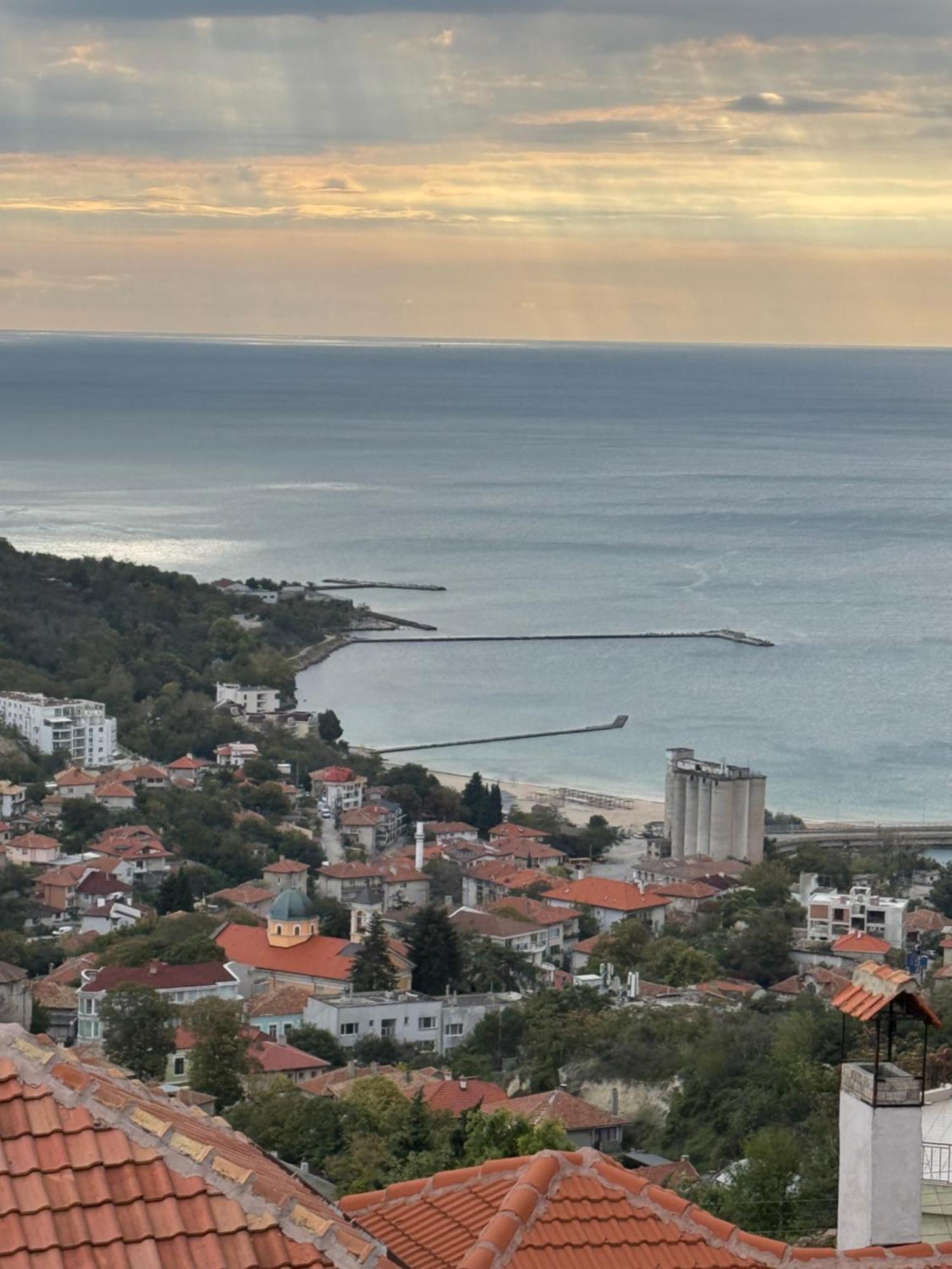 Kakavanen'S Sea View Apartment バルチク エクステリア 写真